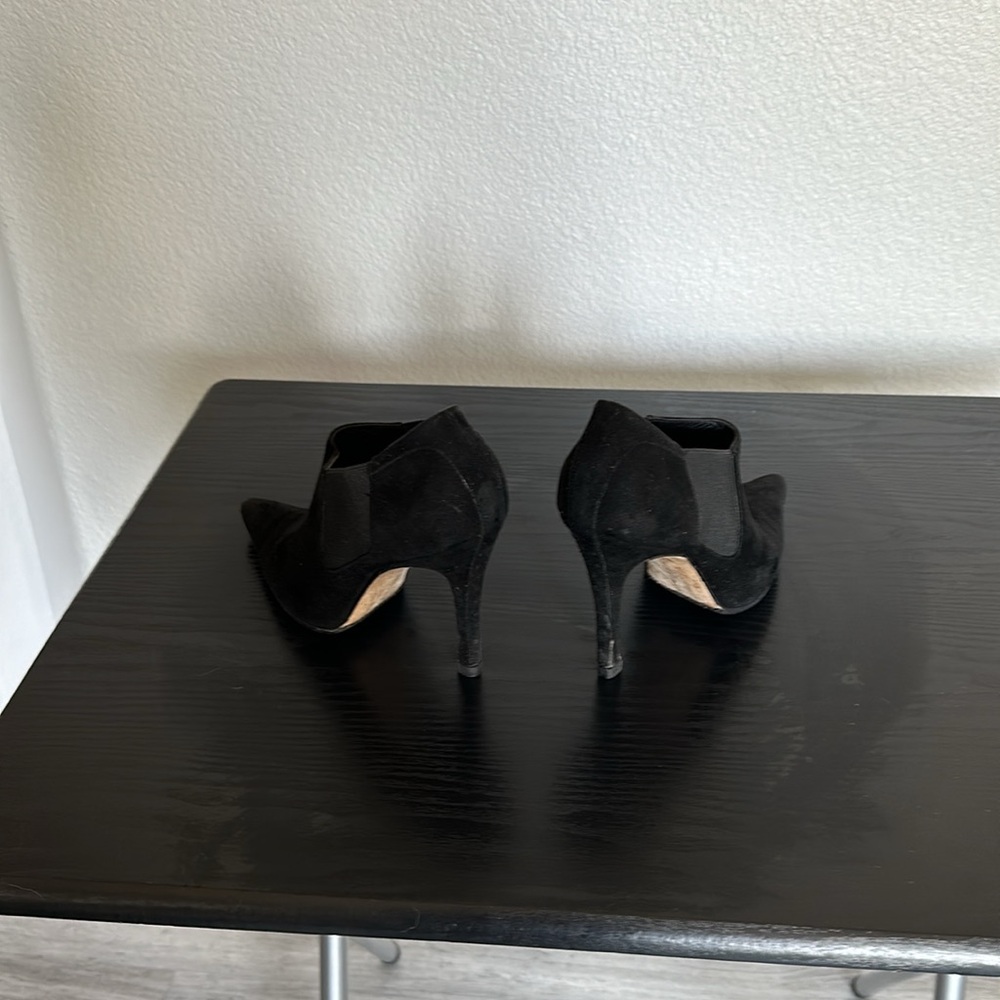 Manolo Blahnik Black Suede Ankle Boots - Picture 3 of 5